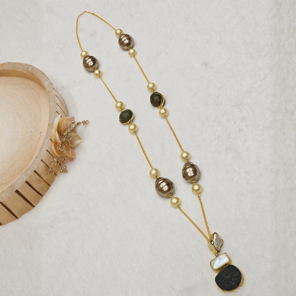 1-77.jpg Fresh Water Pearl Necklace - Image 1