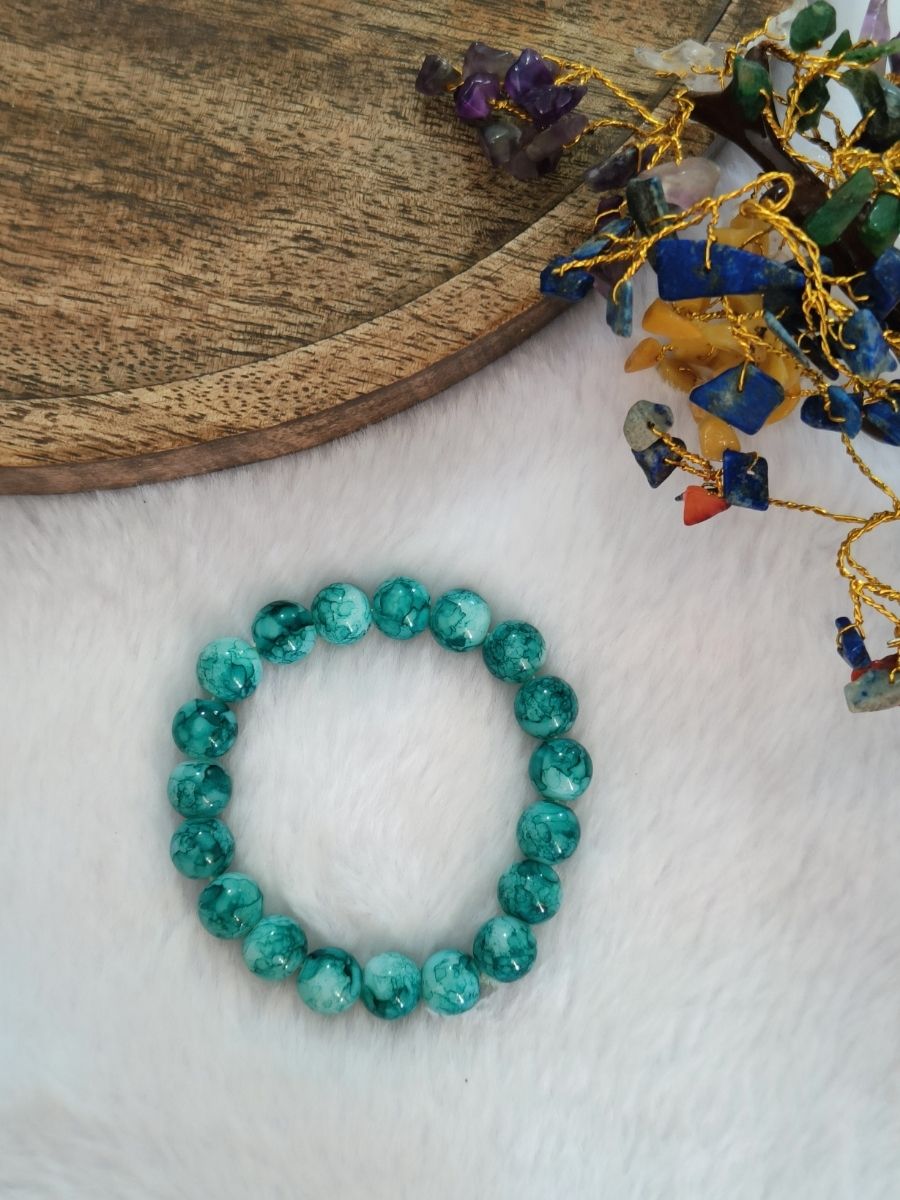 110.jpg Glass Stone Bracelet - Image 1