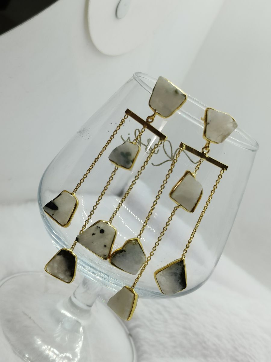 12-2.jpg White Turmuline Earrings - Image 1