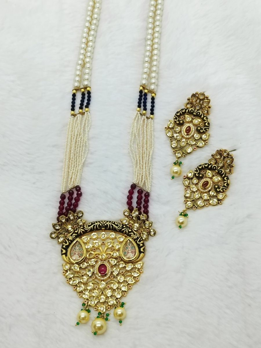 154-1.jpg Amrapali Necklace Set - Image 1