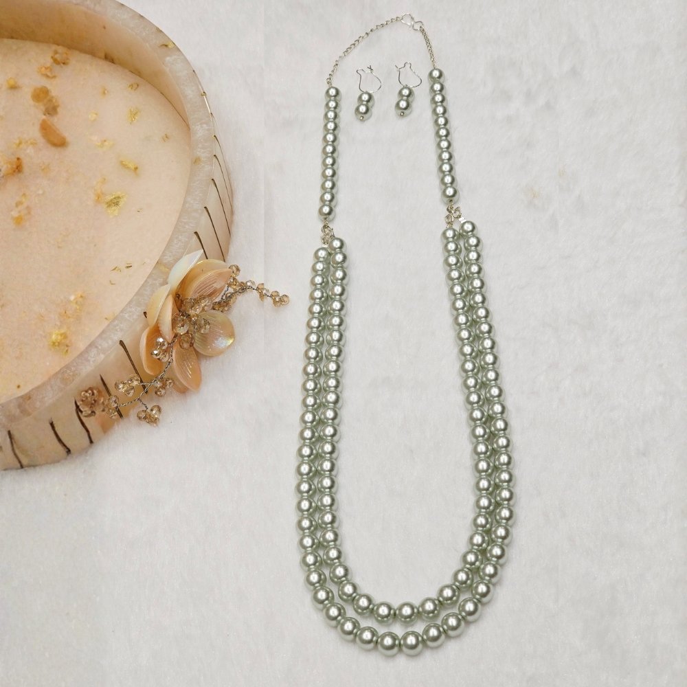 3-27.jpg Silverish Gray Pearl Necklace - Image 1