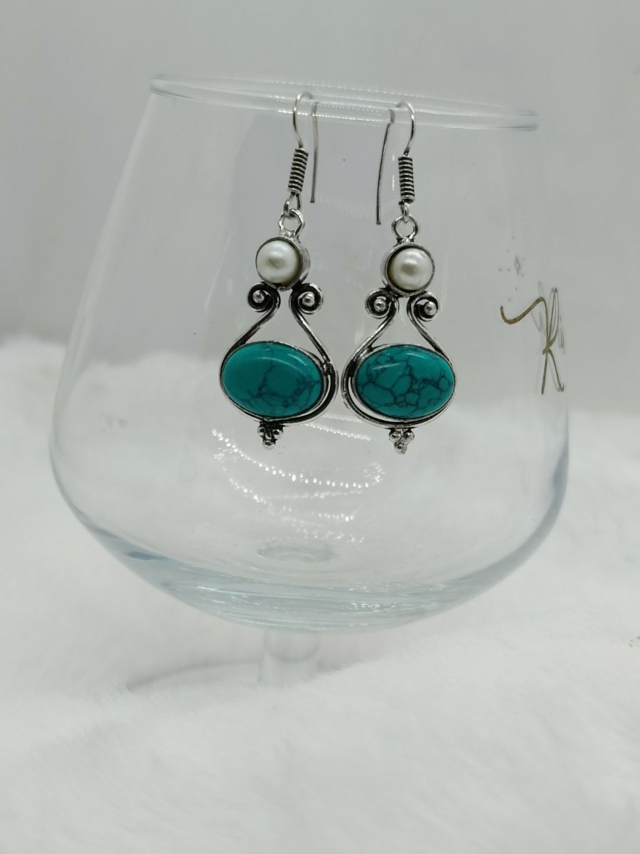 84-1.jpg Turquoise Earrings - Image 1
